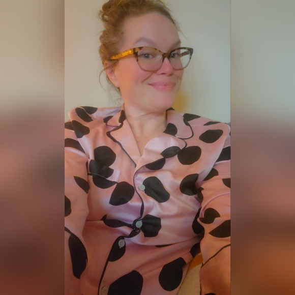 Hey y'all, I'm Bethney 👋 - Picture 3 of 6